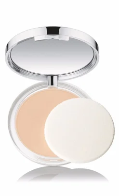Clinique Almost Powder,* Ansigt