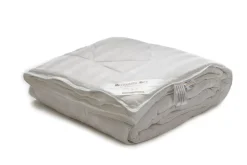 Butterfly Silk Bambusvår Medium Helårsdyne, 140x200 cm* Dyner & Puder