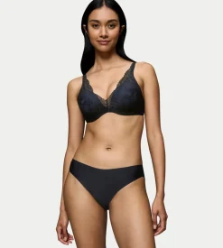 Triumph Body Make-Up Illusion Lace Highleg Tai Trusser, , 40*Dame Lingeri