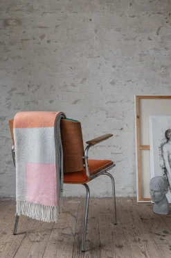 Hot Mette Ditmer Plaid, , 125x190 cm Brick