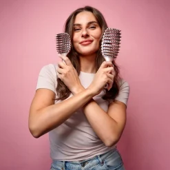 Yuaia Curvy Hårbørste* Børster & Kamme