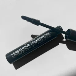 Hot Sandstone Grand Danois Mascara, Black Sort
