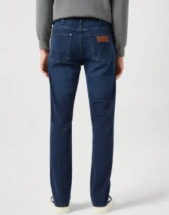 Discount Wrangler Greensboro Medium Stretch Jeans, , W33/L32 Wild Horse