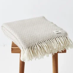 Hot Arctic Gundega Plaid, , 130x200 cm Sand