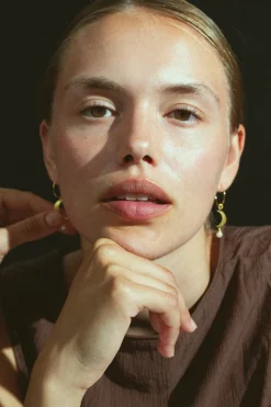 Online Jane Kønig Half Moon Creole Ørering, Gold Plated