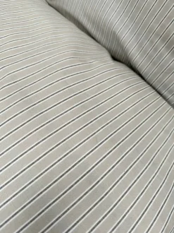 Clearance OMHU Multi Stripe Sengelinned, , 140x200 cm Mud