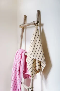 Bongusta Naram Håndklæde, Baby Pink & Ski Patrol Red, 70x140 cm* Håndklæder & Vaskeklude