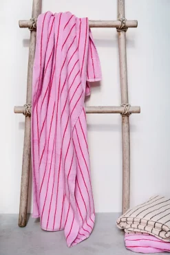 Bongusta Naram Håndklæde, Baby Pink & Ski Patrol Red, 70x140 cm* Håndklæder & Vaskeklude