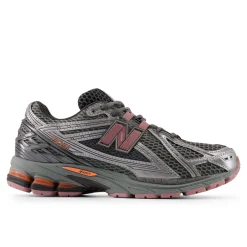 New New Balance 1906R Sneakers, , 40.5 Dark Silver Metallic/Rosewood