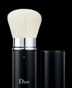 Discount Dior Retractable Kabuki Brush, N° 17