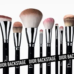 Discount Dior Retractable Kabuki Brush, N° 17