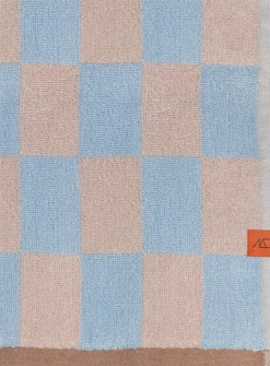 New Mette Ditmer Retro Håndklæde, , 70x133 cm Lyseblå