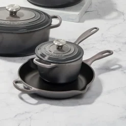 Outlet Le Creuset Signature Støbejerns Stegepande, , Ø23 cm Flint