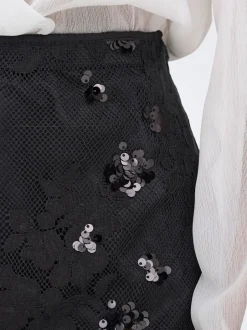 Clearance ONLY Sinna Lace Nederdel, , L Black