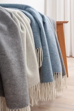 Clearance Arctic Smilla Uldplaid, , 130x190 cm Grå/ Sand