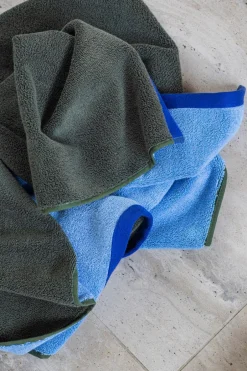 Online Mette Ditmer Soft Håndklæde, , 70x133 cm Dark Olive/Light Blue