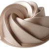 Blomsterbergs Swirl Bundt-Kageform, Ø24 cm* Bagning