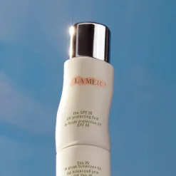 La Mer The SPF 50 UV Protecting Fluid Solbeskyttelse, 50 ml* Solbeskyttelse
