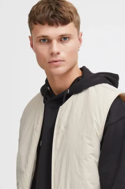 Outlet Solid Vest, , M Oatmeal