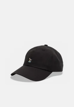 Discount Revolution ZIP Dad Cap, Black